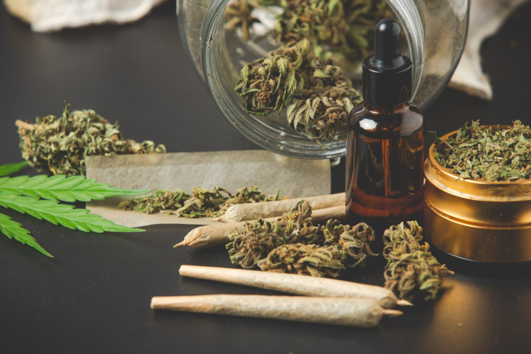 How THCA Carts Are Revolutionizing the Cannabis Experience 5 How THCA Carts Are Revolutionizing the Cannabis Experience